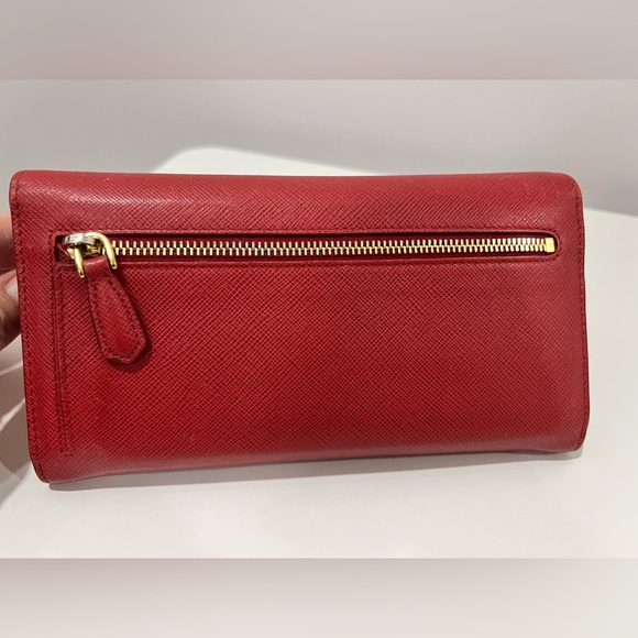 Prada ladies long wallet - Picture 4 of 4